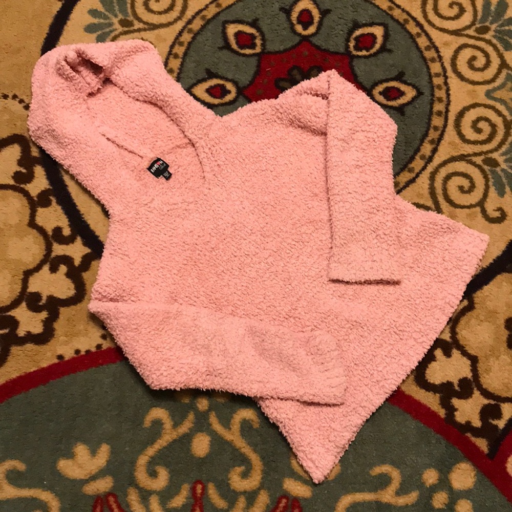 Pink Sweater/Sweatshirt.👚